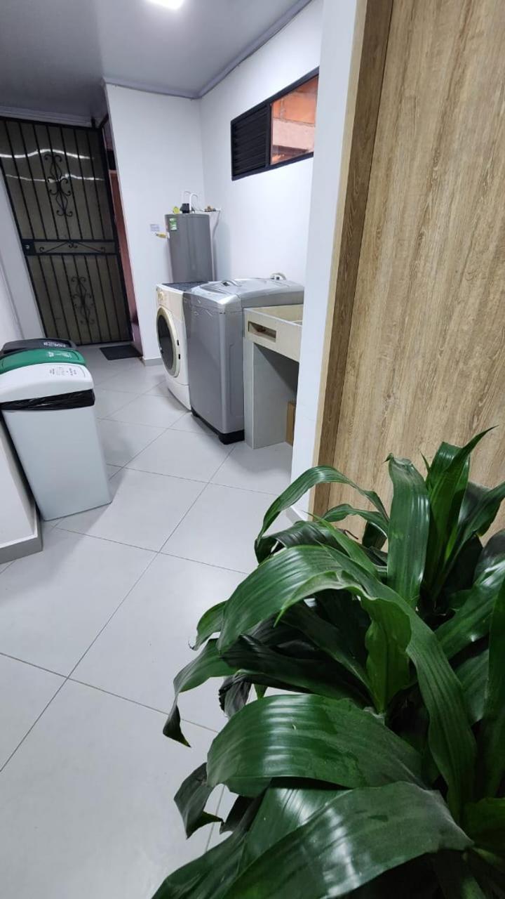Apartahotel Calasanz Home Medellín Kültér fotó