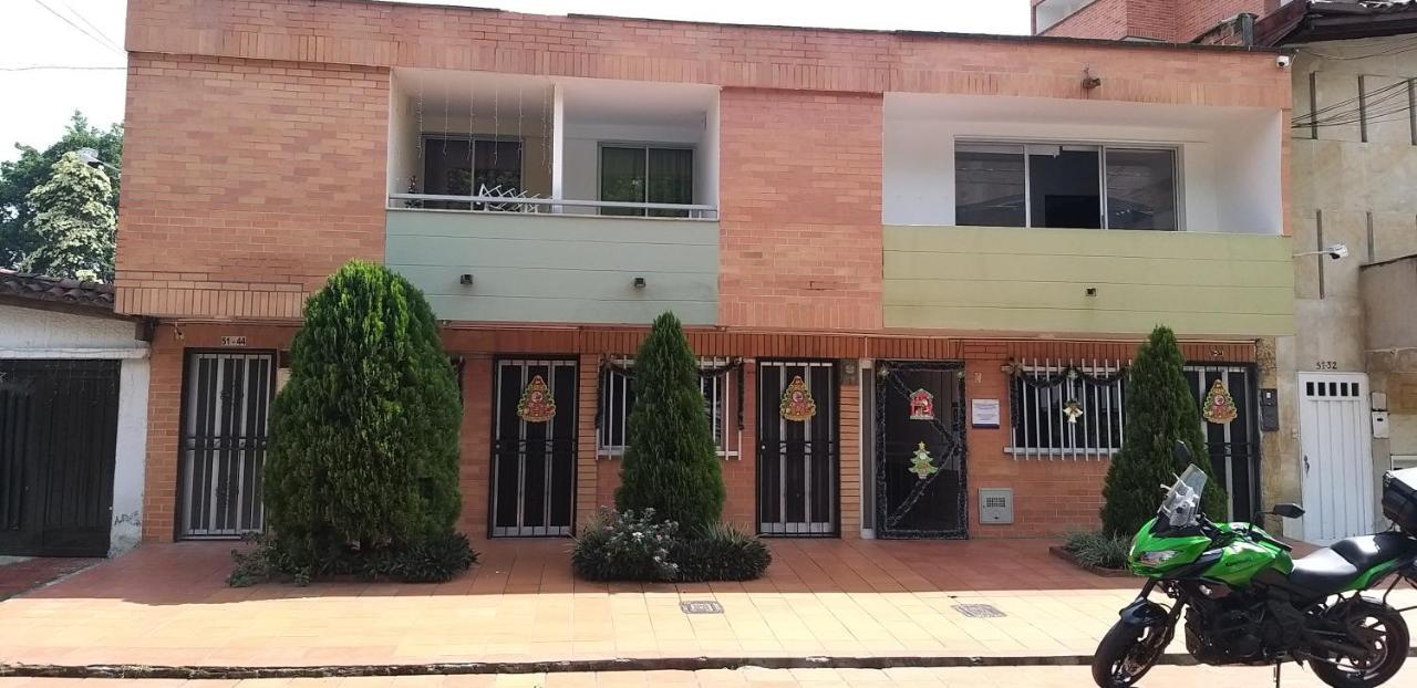 Apartahotel Calasanz Home Medellín Kültér fotó